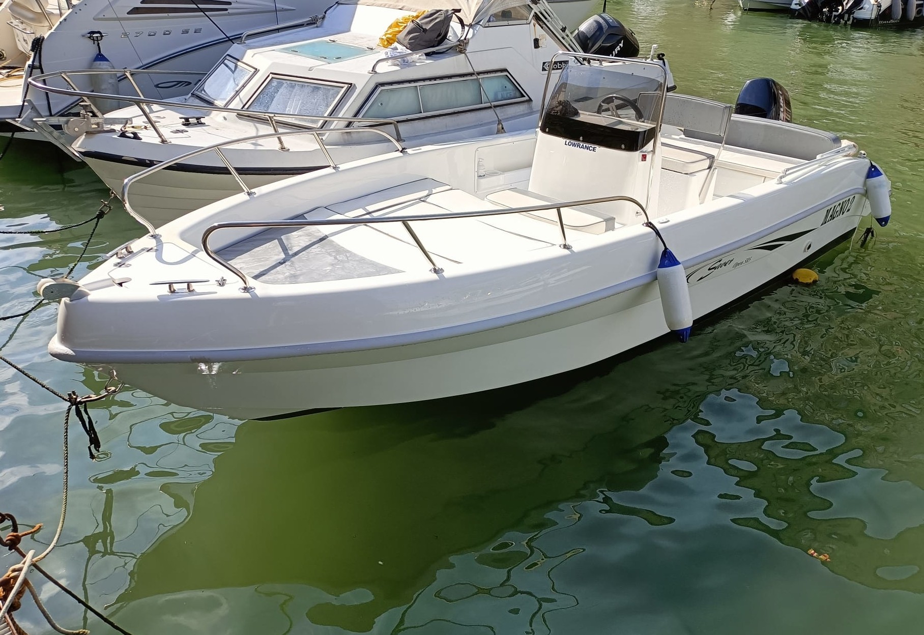 Saver 585 + Suzuki 40/70 hp (TUTTO 2019) all\'ormeggio open livorno boats barco bateaux natante fuoribordo senza patente posto barca diritto di ormeggio circolo